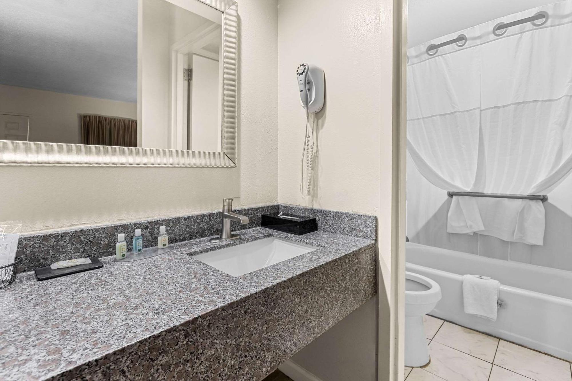 Quality Inn Port Wentworth Savannah North Extérieur photo